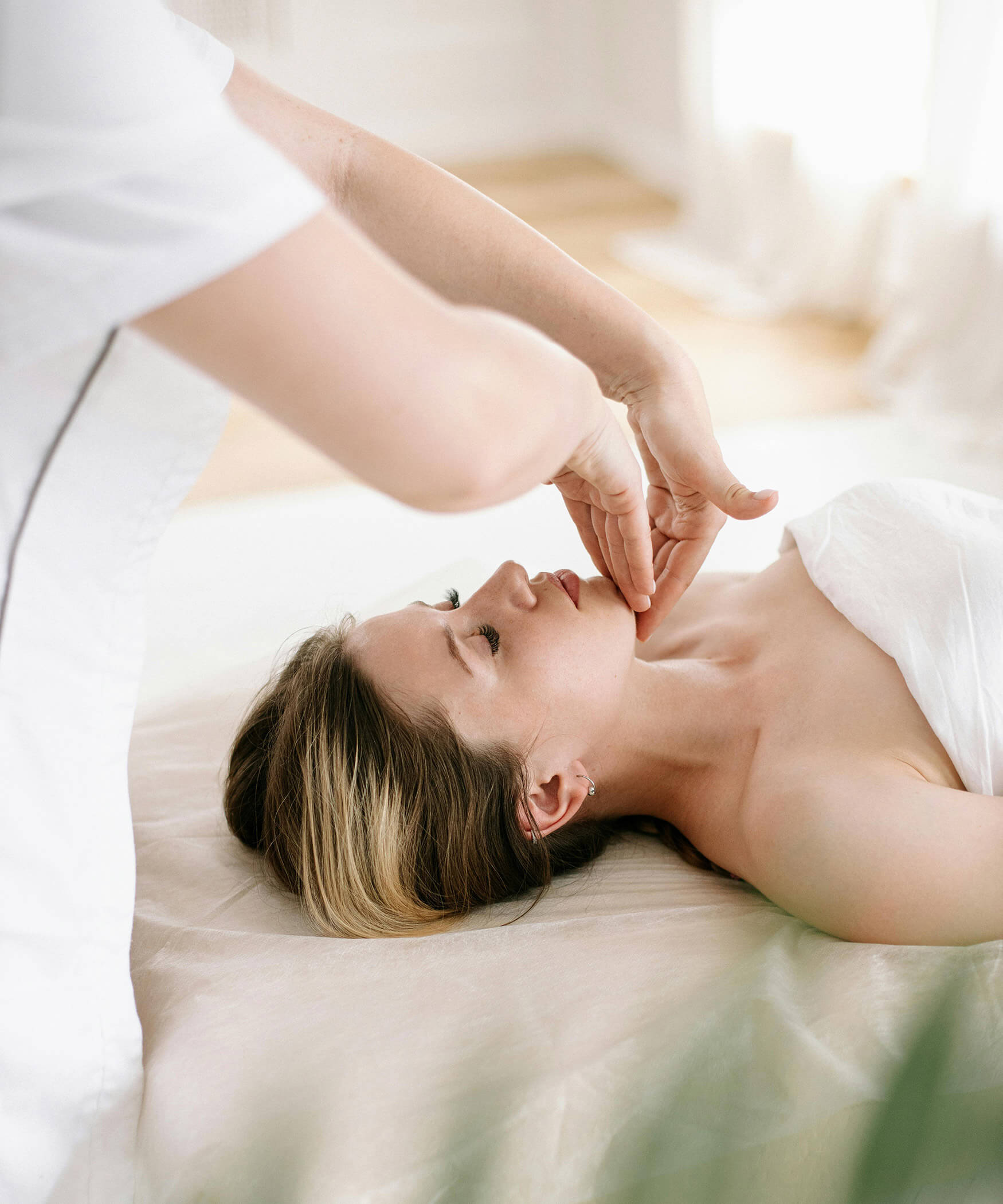 Trattamento viso rilassante per una donna - Laurin's