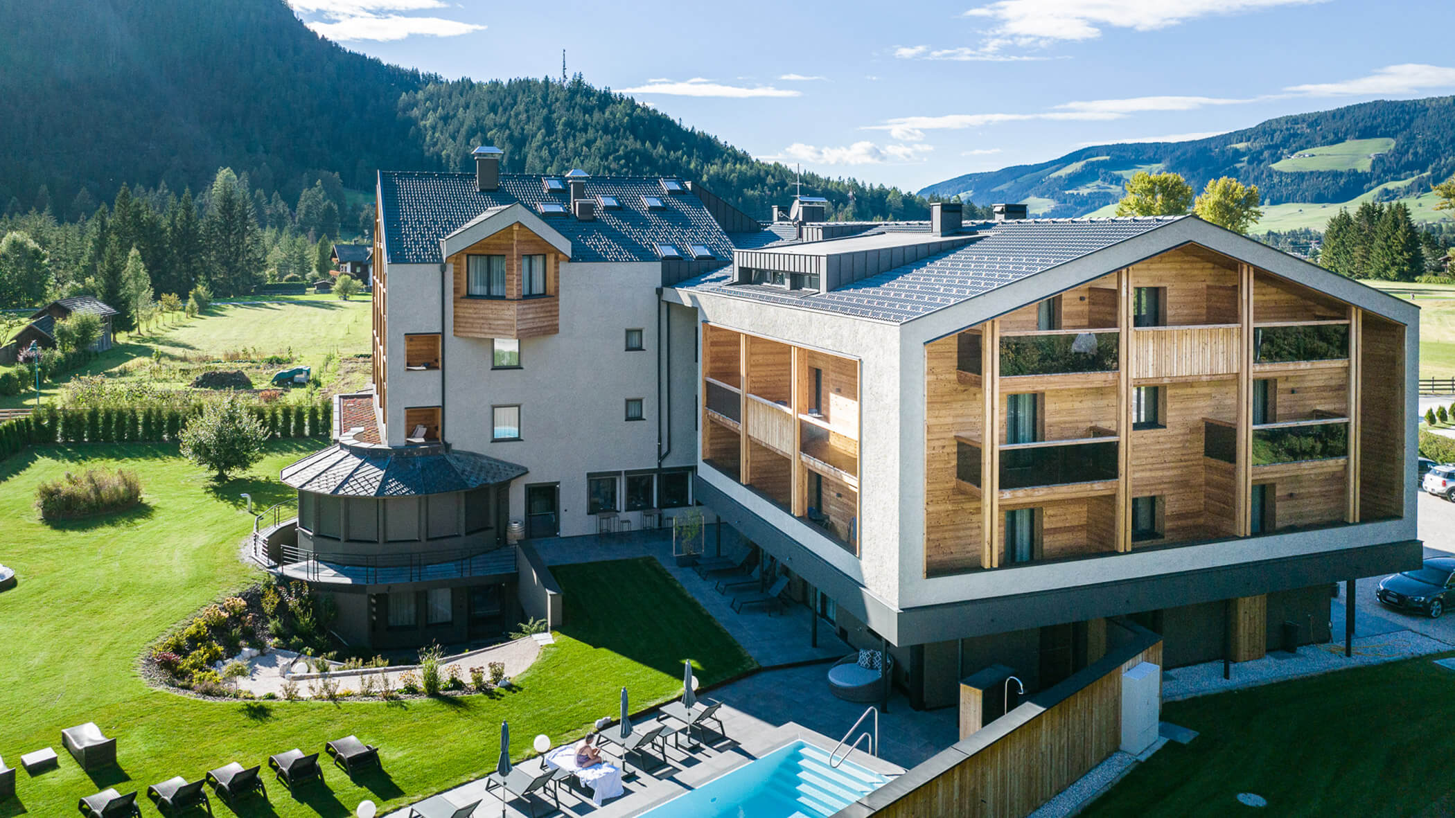 Laurin's ↟ Your Hotel in Dobbiaco - Val Pusteria Dolomites